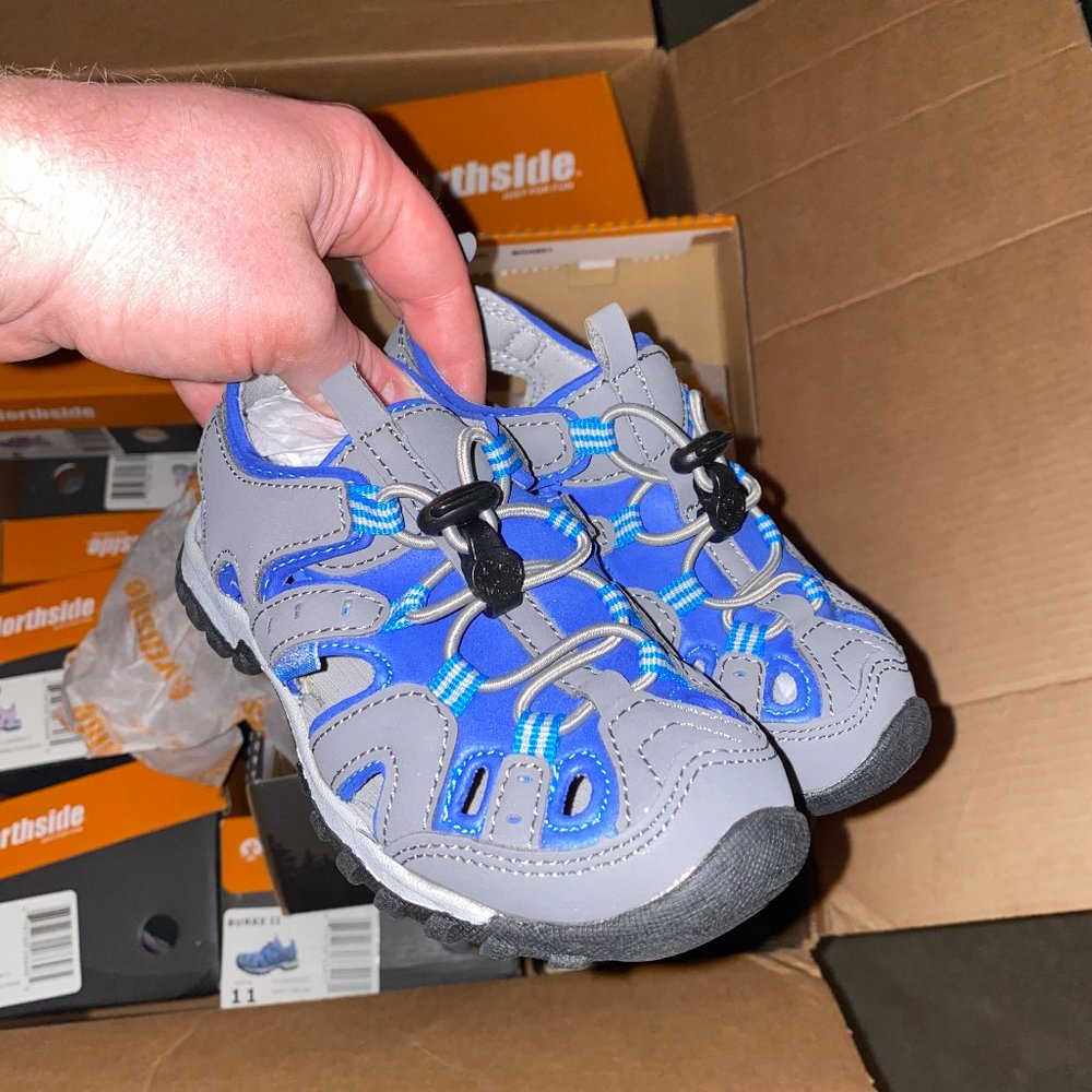 Kids sandals